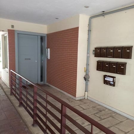 A V G E R I N O S Athens Apartment Bagian luar foto