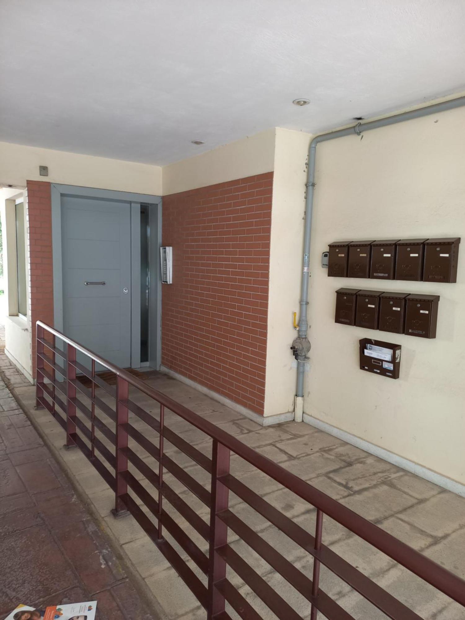A V G E R I N O S Athens Apartment Bagian luar foto